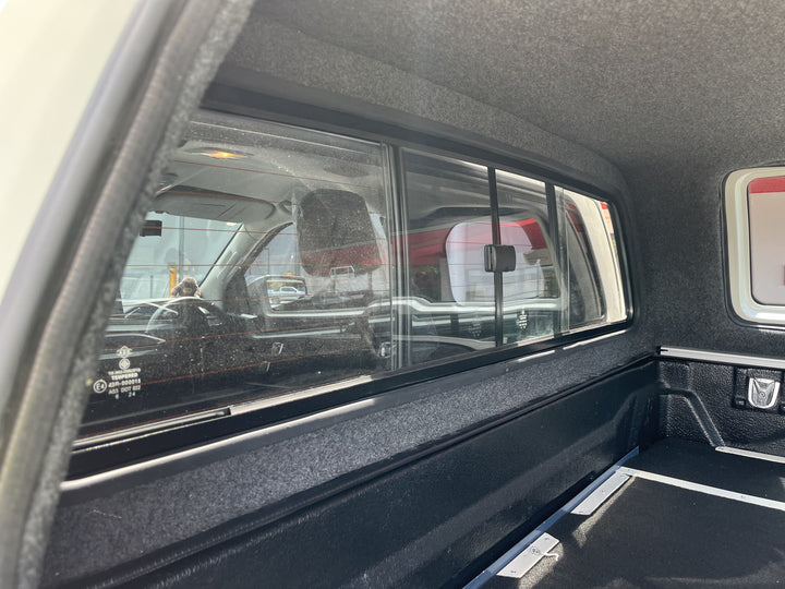 Alpha GSX Canopy - Lift Up Windows with Remote Locking to suit Isuzu D-Max 12-19 (Dual Cab)