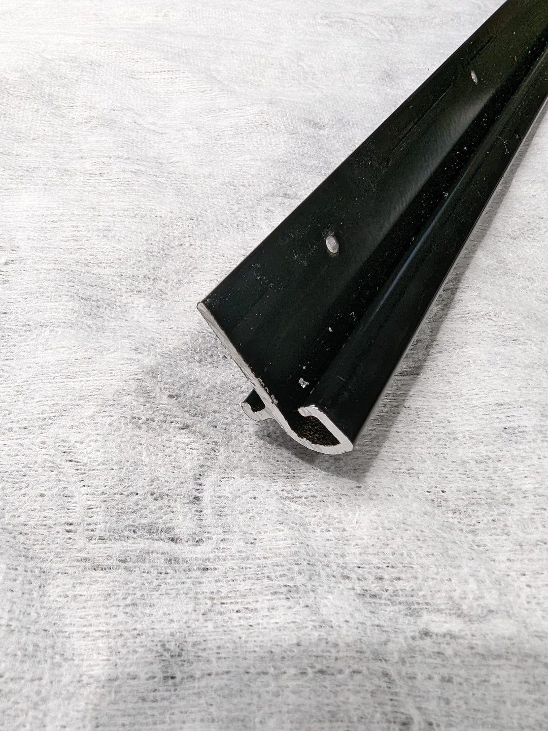 Side Access Window Outer Hinge