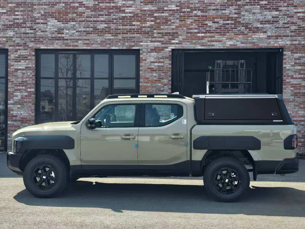 KIA TASMAN 2025+ BLACK TITAN HYBRID CANOPY – BUILT TO HANDLE WORK, WEEKENDS & EVERYTHING IN BETWEEN