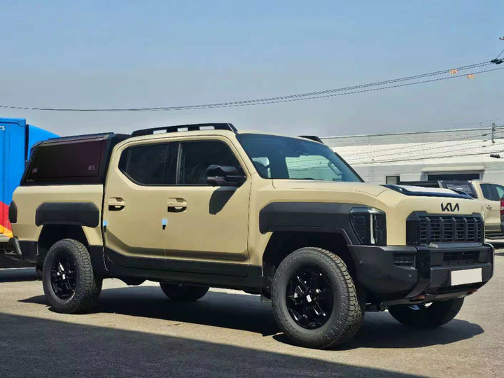 KIA TASMAN 2025+ BLACK TITAN HYBRID CANOPY – BUILT TO HANDLE WORK, WEEKENDS & EVERYTHING IN BETWEEN