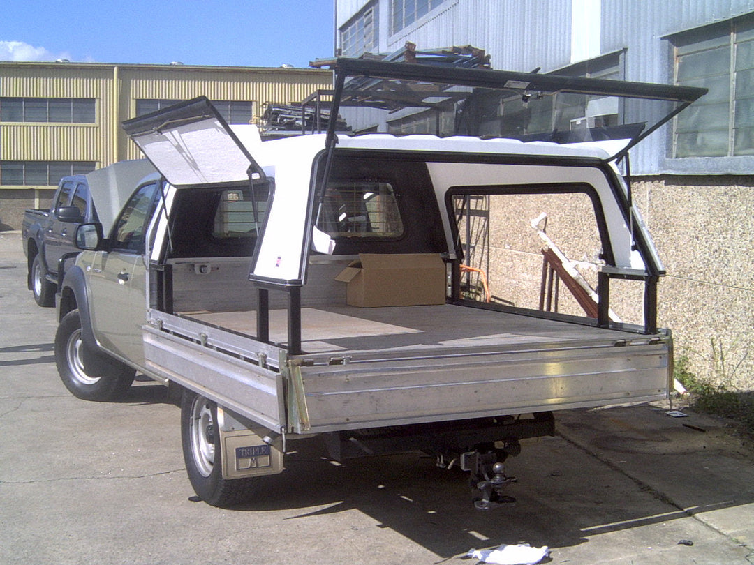 3XM Tradesman Series canopy with Sliding windows in the Lift Up doors to suit any Extra Cab tray